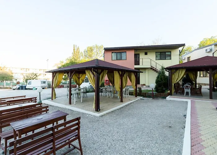 Konukevi Vilele Soarelui Neptun